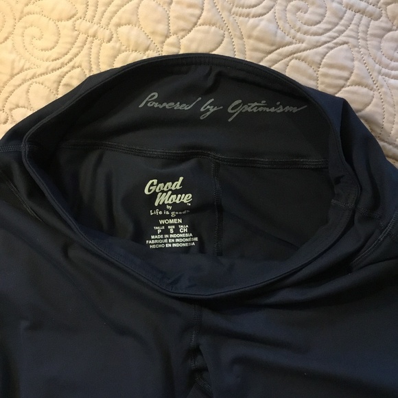 Good Move by Life Is Good Women’s Hoodie, Top, and Pants, size small - Picture 12 of 12